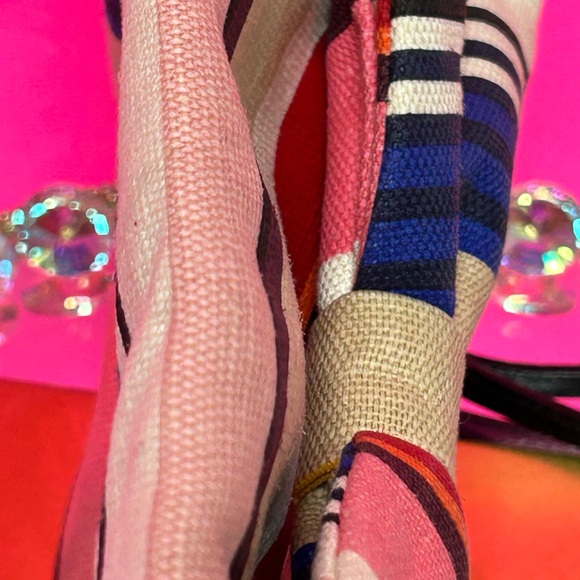 Kate Spade Canvas Large Bow Wristlet Approx. 10 x 7 - Picture 13 of 15